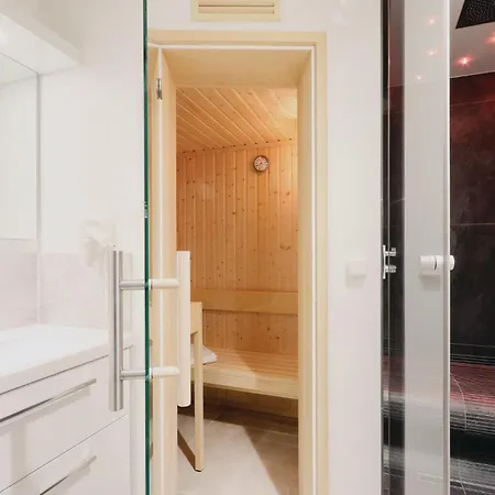 Cozy In Travemuende With Sauna Apartament